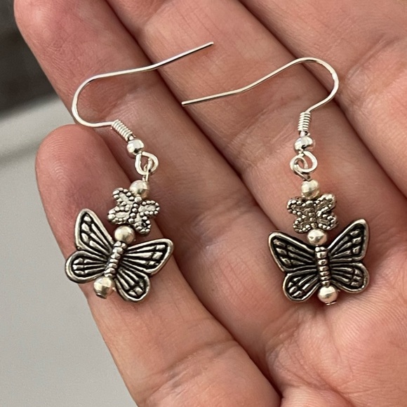 Silver plated butterfly drop earrings - Picture 5 of 5